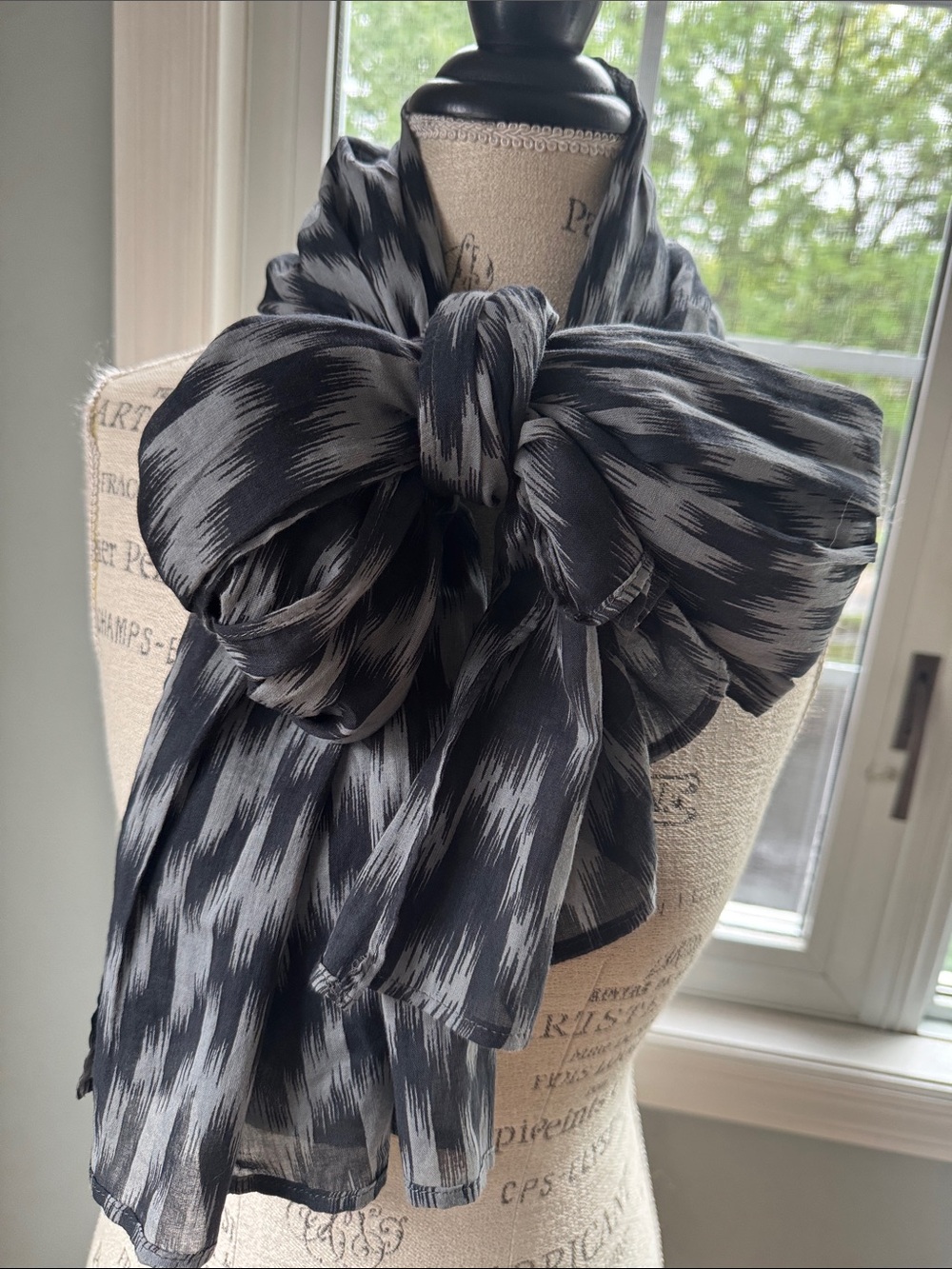 HACHE grey black chevron cotton scarf shawl